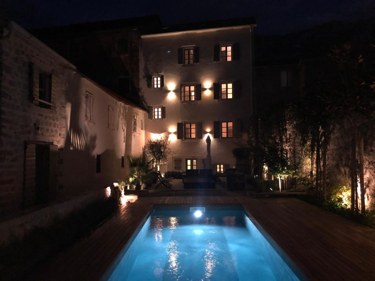 Palazzo Sbutega Panzió Kotor Kültér fotó