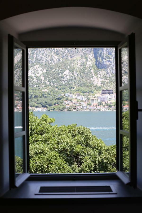 Palazzo Sbutega Panzió Kotor Kültér fotó