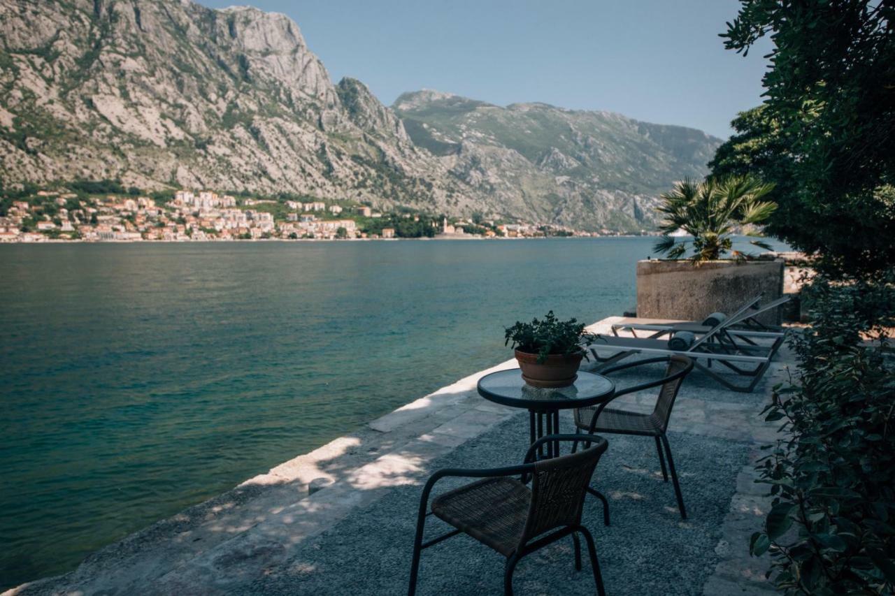 Palazzo Sbutega Panzió Kotor Kültér fotó